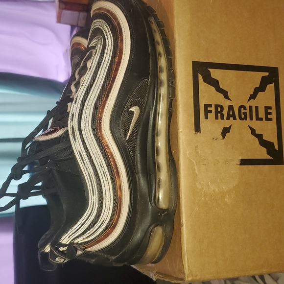 97 Nike Air Max - Picture 2 of 3